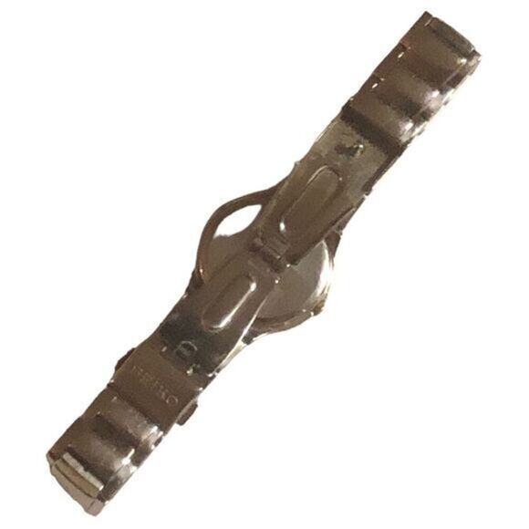 Seiko Elegant silver Wristwatch Analog Quartz‎ Timepiece - Picture 4 of 8